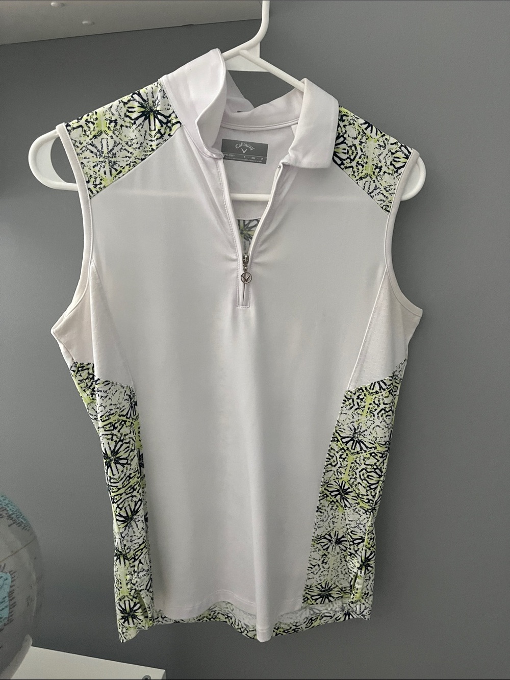 Callaway Women's White Sleeveless Golf Top with Lime & Black Print Panels